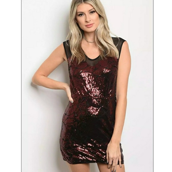 Merlot & Black Sequin Bodycon Dress - Picture 2 of 3