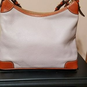 Hobo Dooney Bourke  oyster color