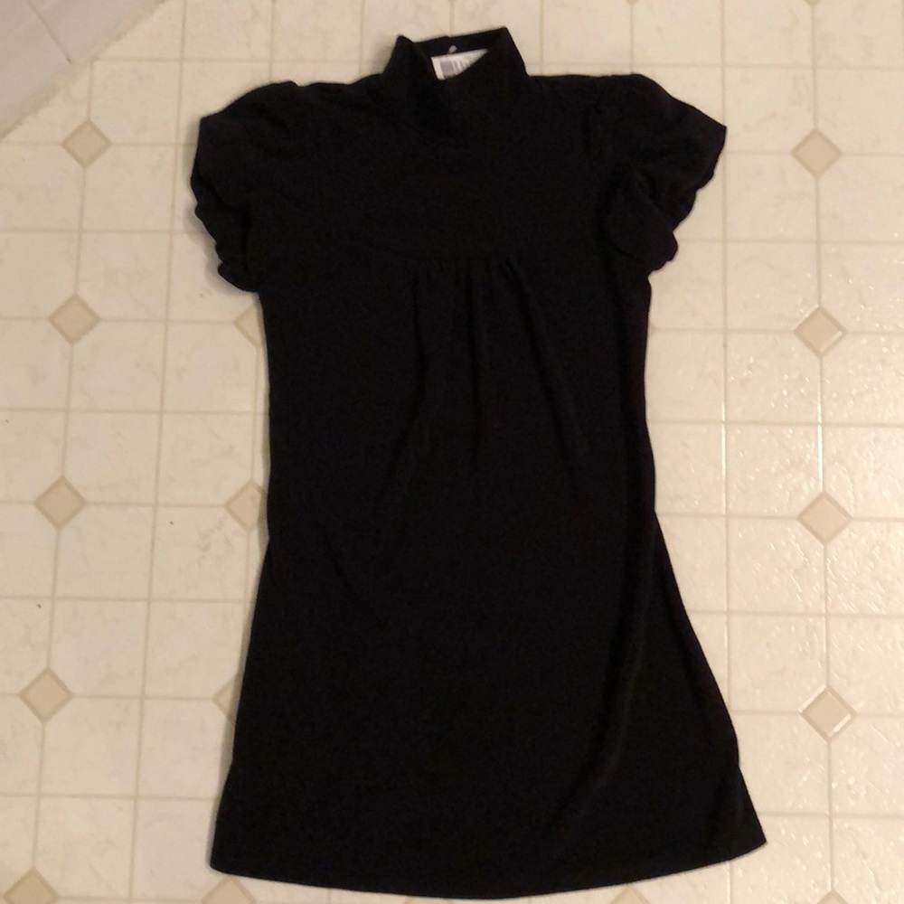 Turtle neck w/puff sleeve from wet seal