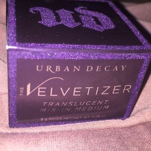NIB Urban Decay/The Velvetizer