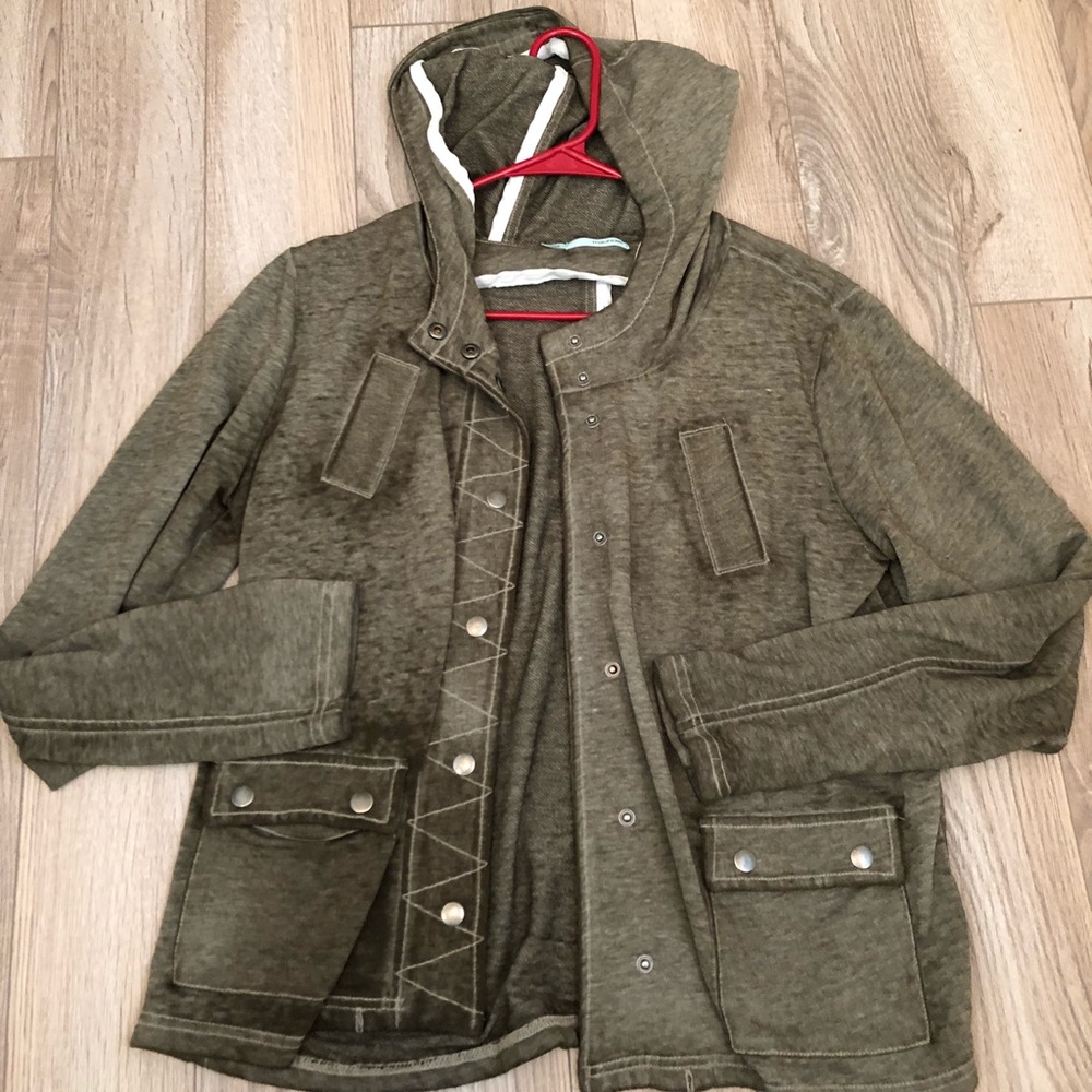 Women’s size medium light cotton jacket