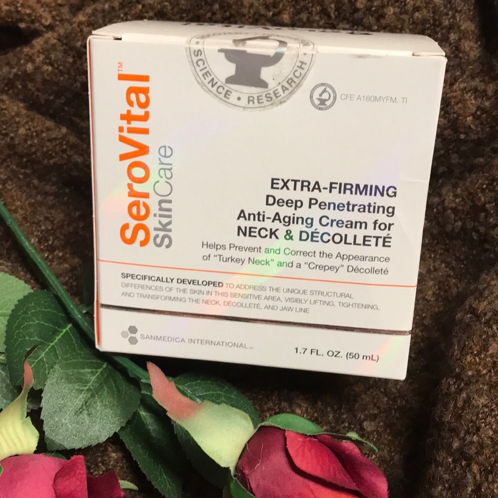 SeroVital Extra-Firming Neck & Décolleté
