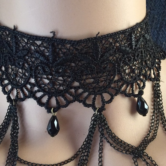 Black Choker - Picture 6 of 8