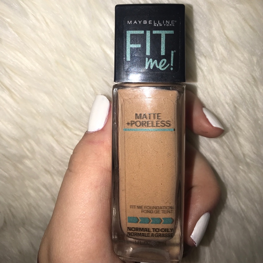 Mabelline Fit Me! Foundation