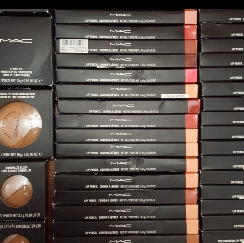 MAC makeup mixed lot - Picture 2 of 7
