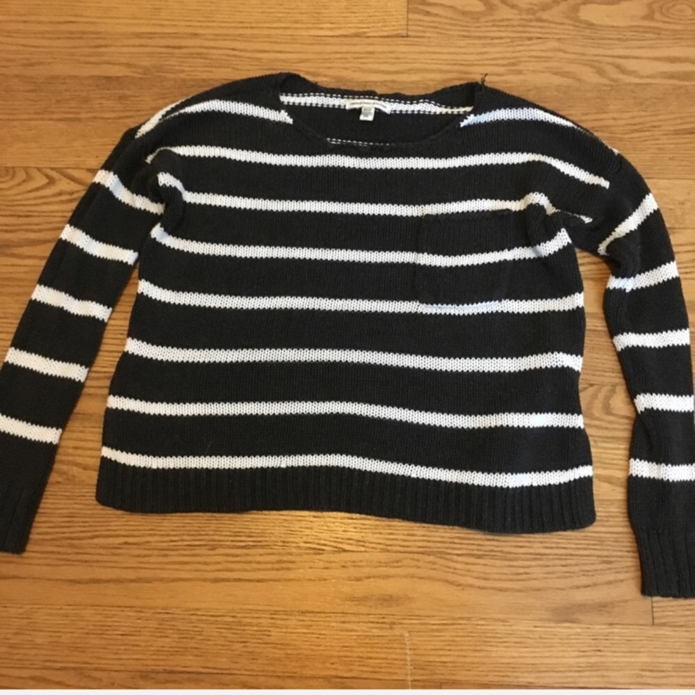 American Eagle gray & white striped knit sweater - Picture 1 of 4