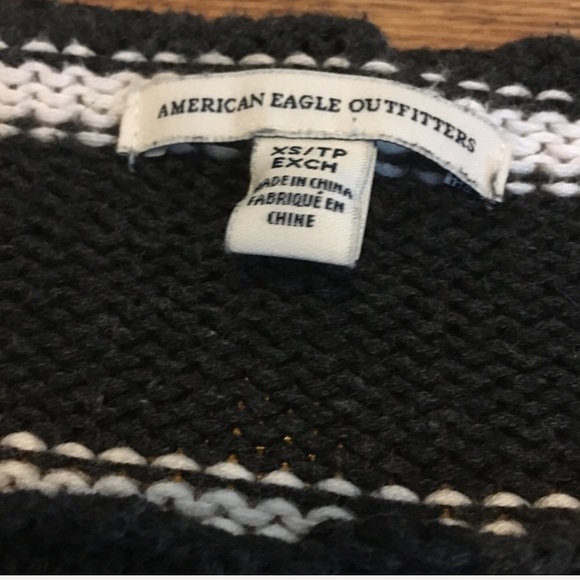 American Eagle gray & white striped knit sweater - Picture 3 of 4