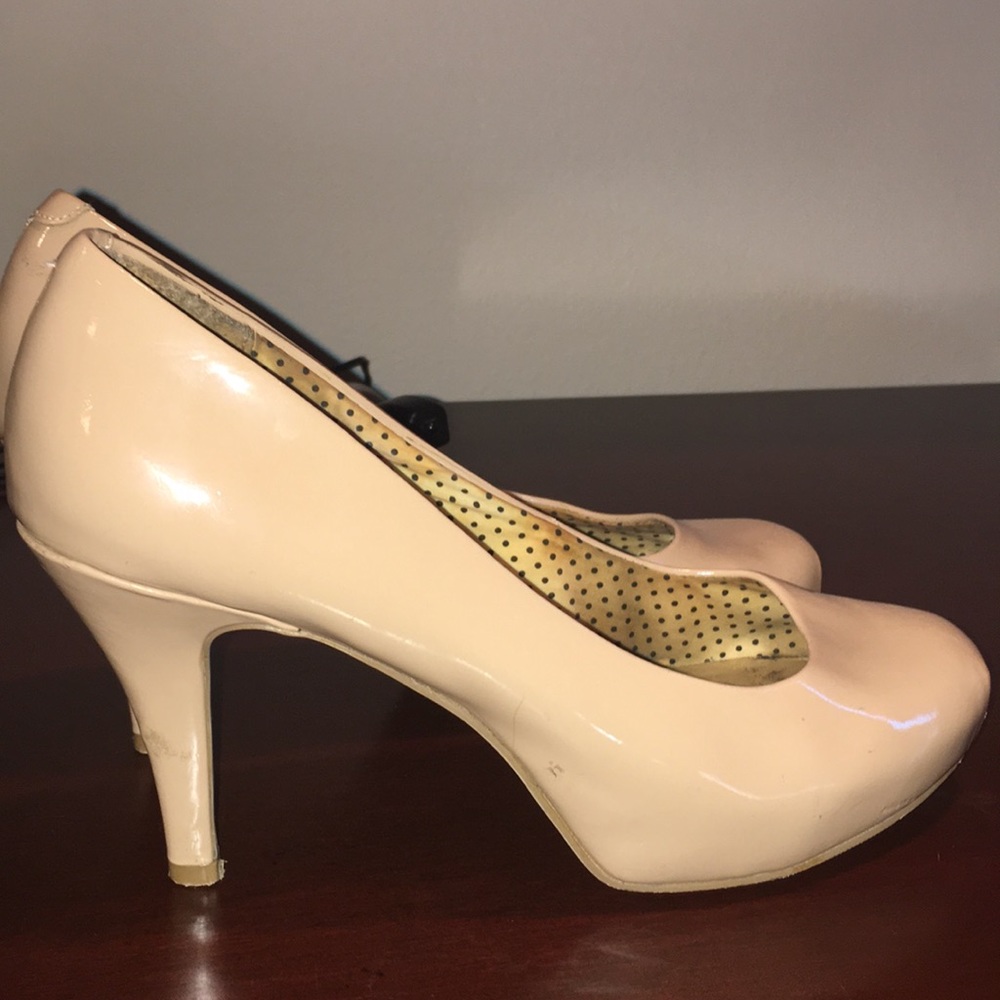 Nude heels
