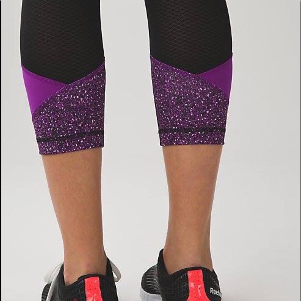 Lululemon Pace Rival Crop, size 4.