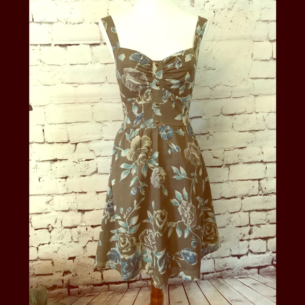 Item #125 NWT Lottie & Hollie Dress