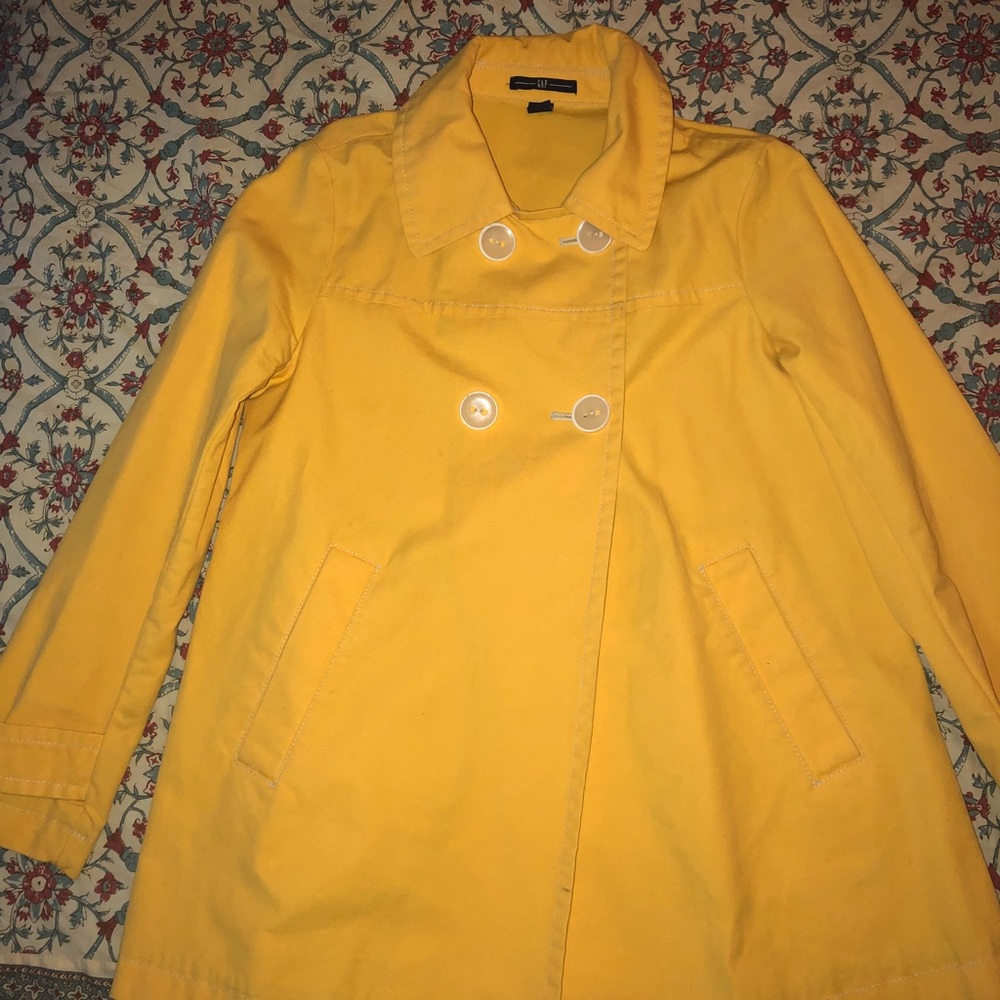 Gap yellow spring jacket