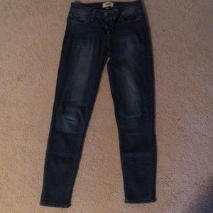 Vertugo ankle Paige jeans size 26! Mid- dark wash.