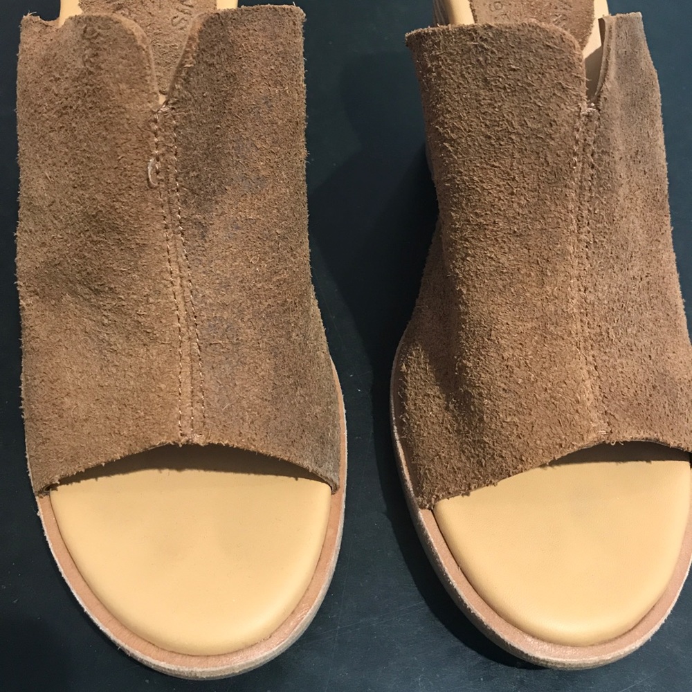Kork Ease open toed suede mules. Size 9