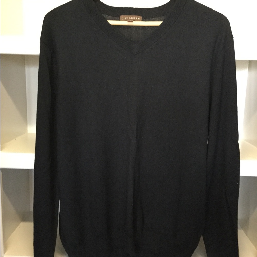 JHilburn sweater. Black. Size Large