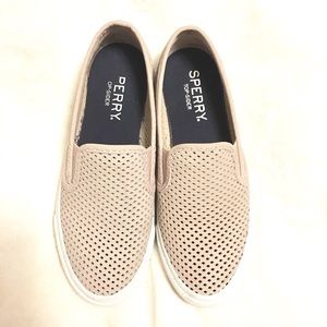 Sperry | Slip Ons