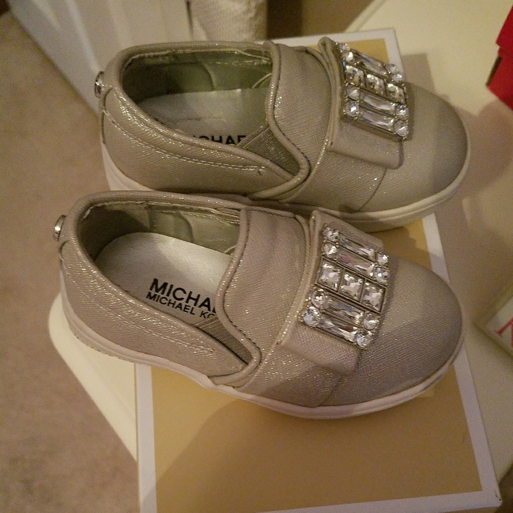 Baby shoes