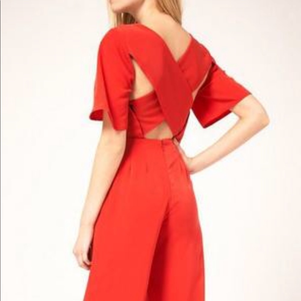 orange jumpsuit