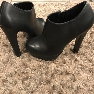 Steve Madden booties