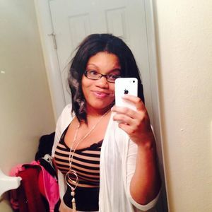 Meet your Posher, Felicia