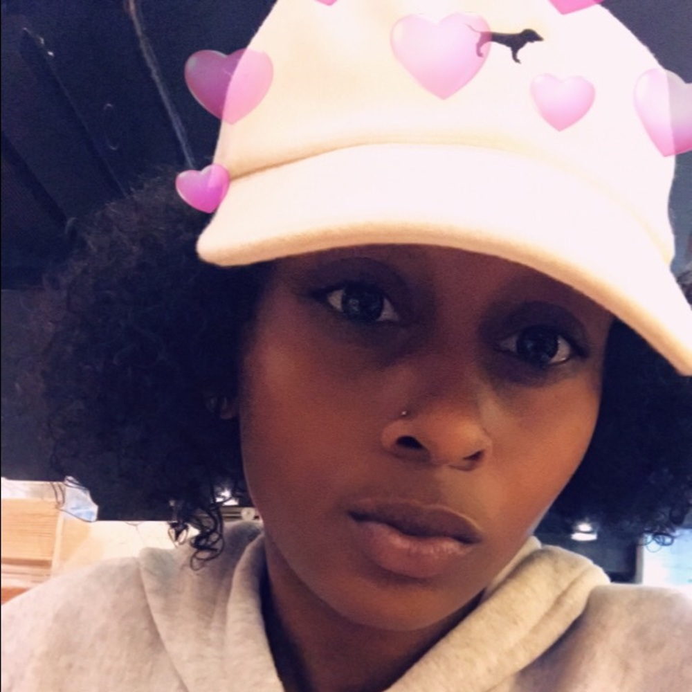 Meet your Posher, Tashana