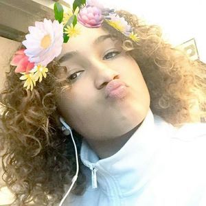 Meet your Posher, Victoria