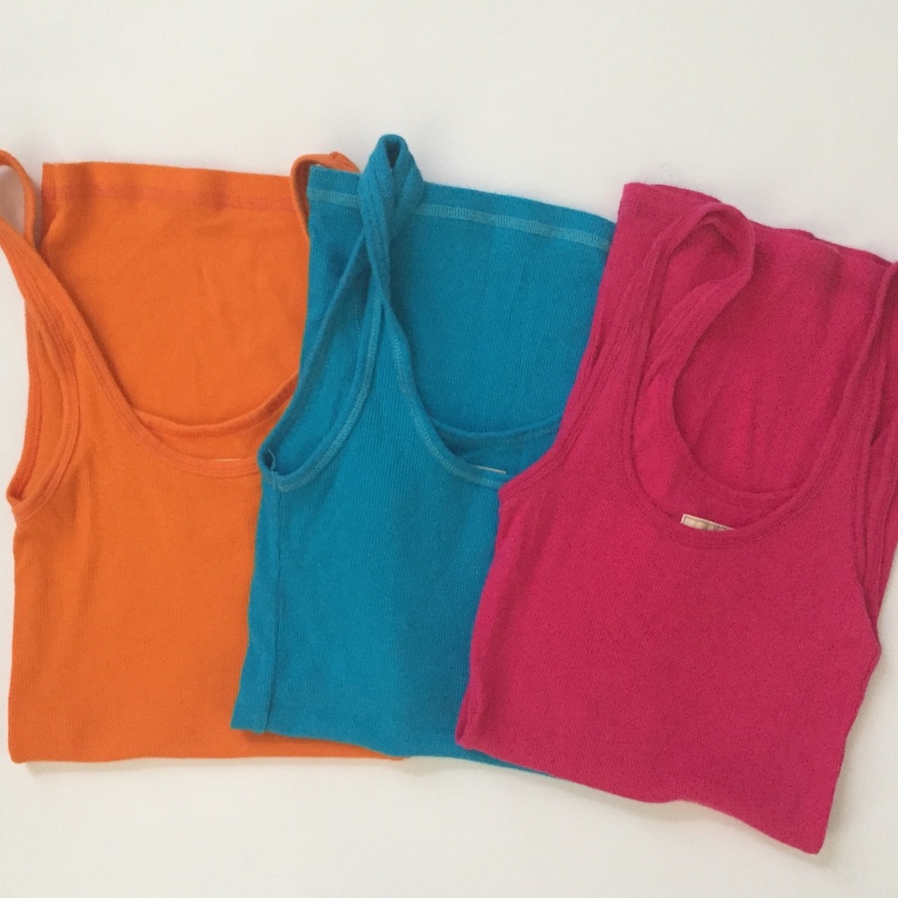 3 hollister tanks