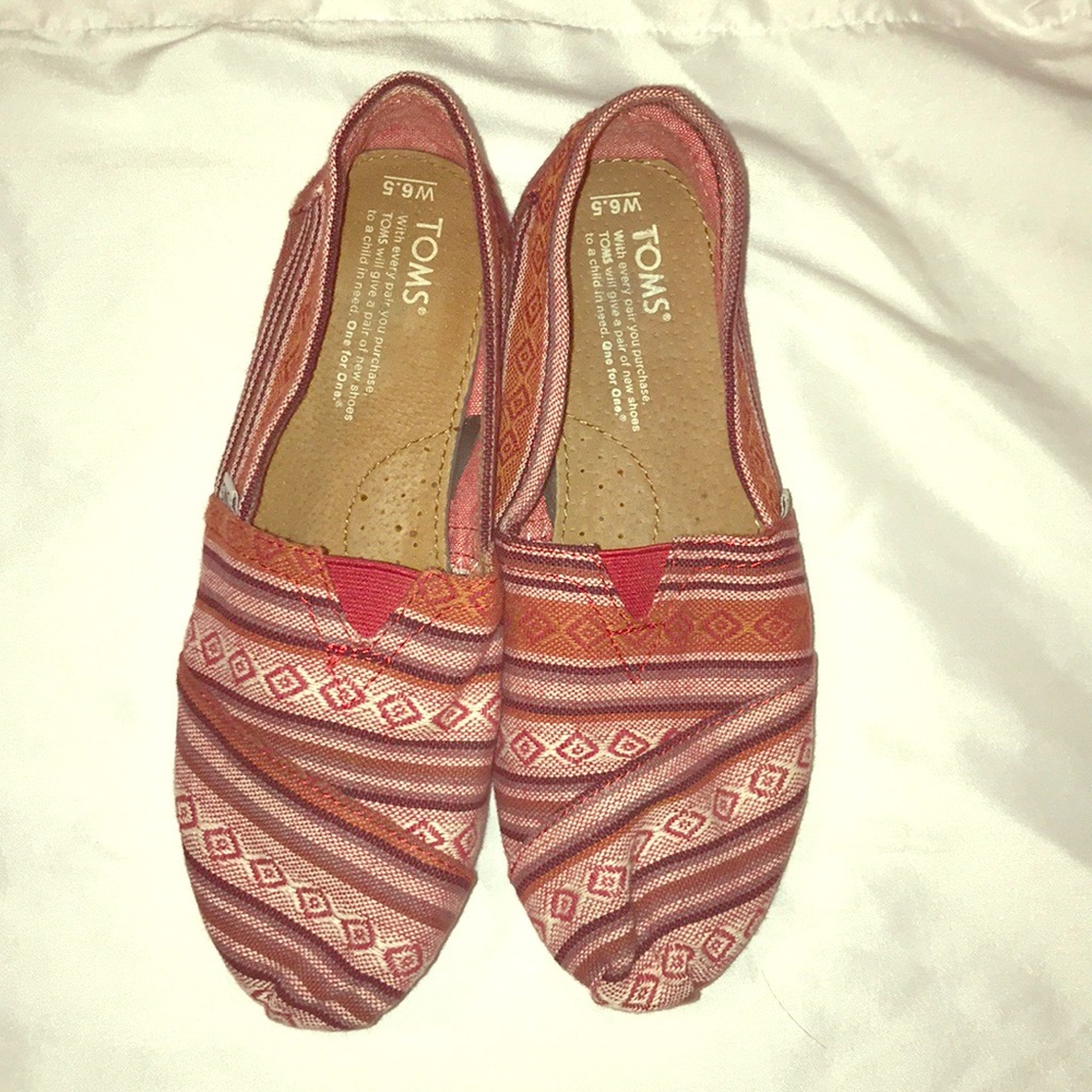 TOMS
