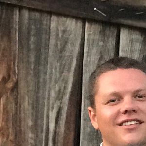 Meet your Posher, Zachary