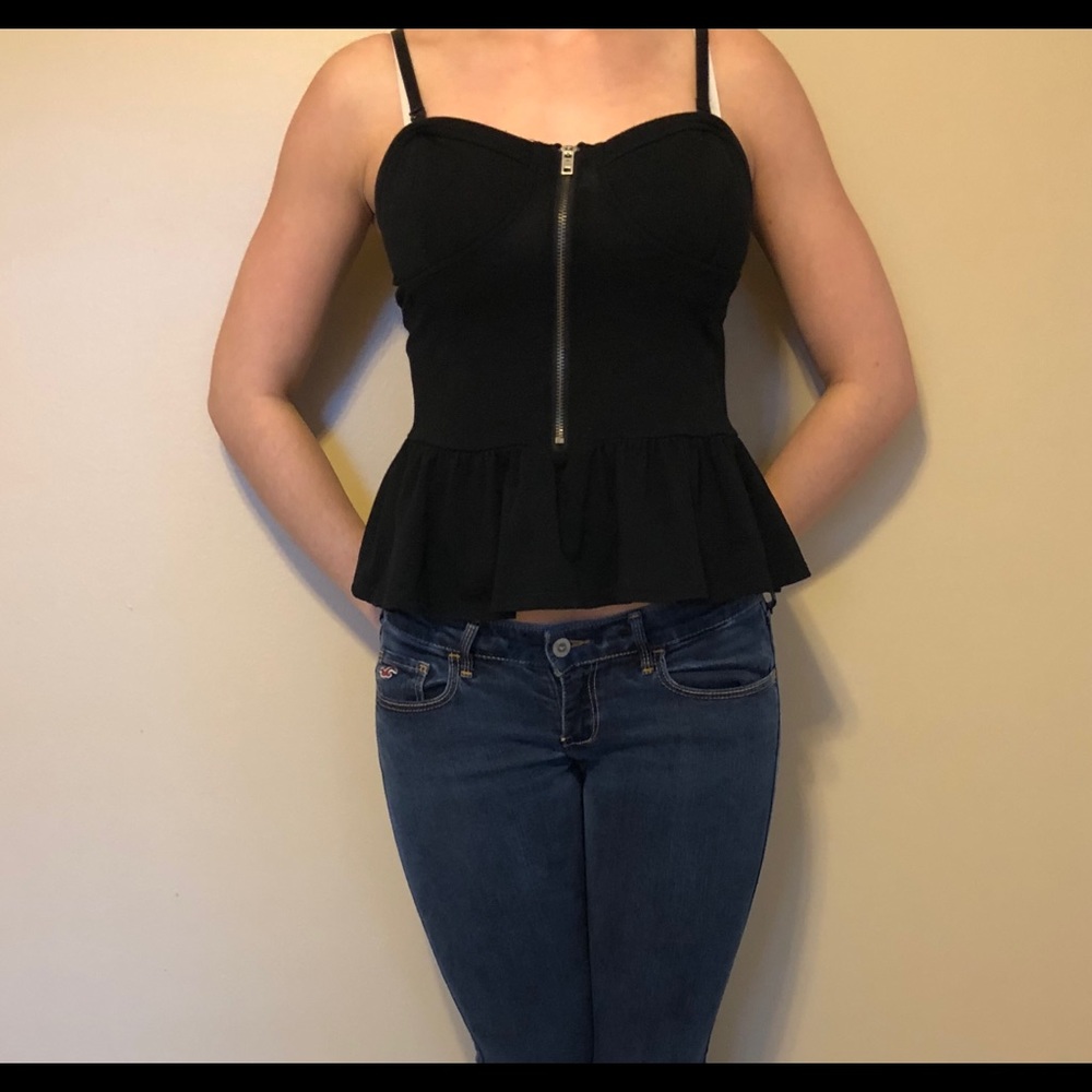 Zipper down tank - Picture 2 of 5