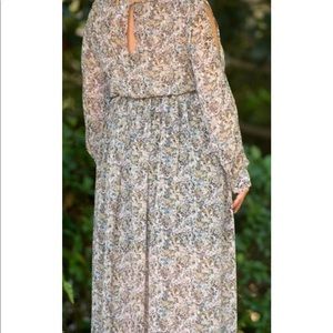 Maxi dress