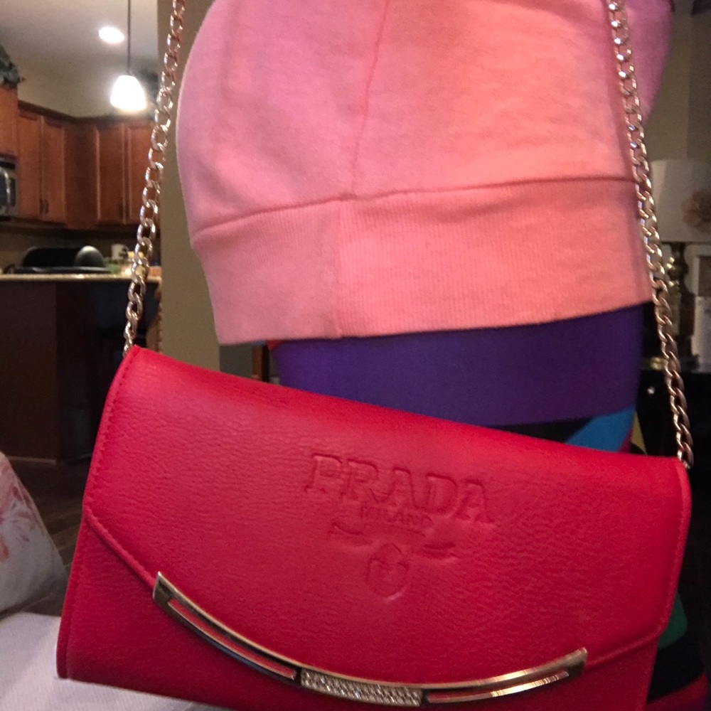 Red purse - Picture 4 of 4