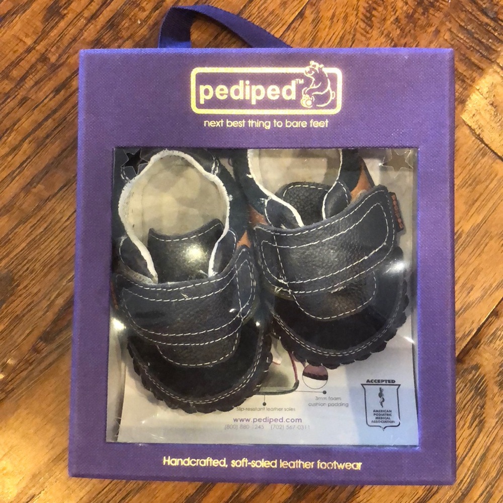 Pediped NWOT shoes size 0-6 months