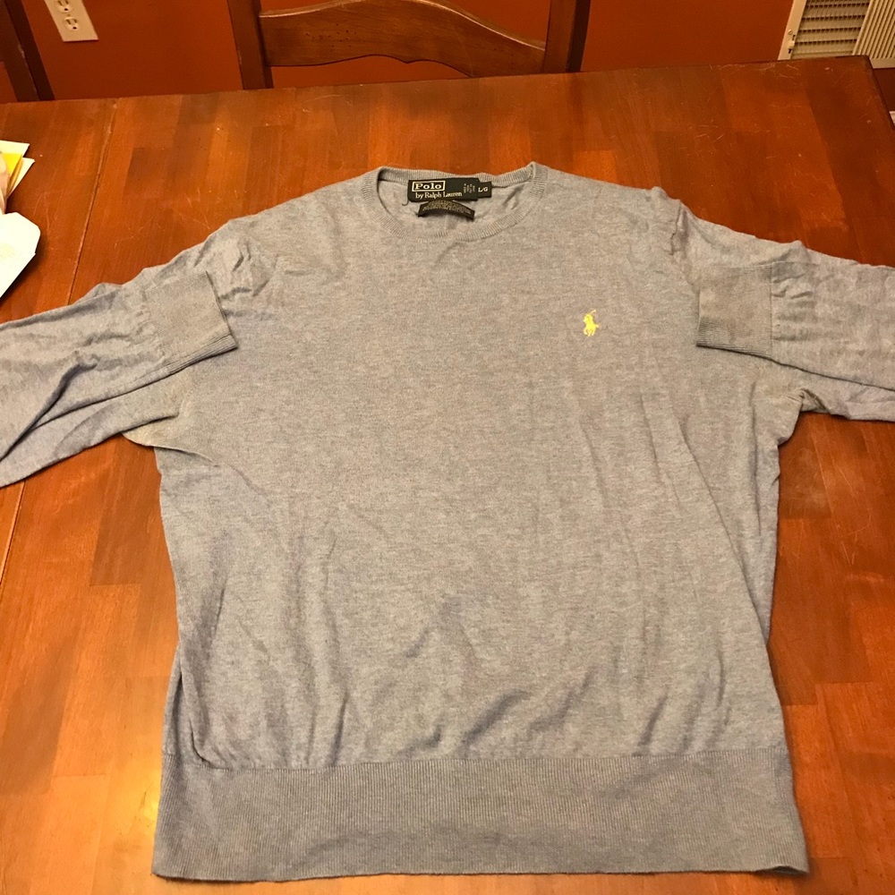 Men’s cashmere sweater