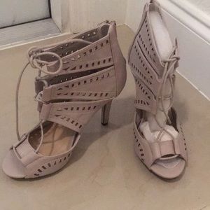 Gorgeous brand new heels