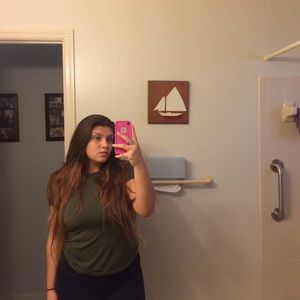 Meet your Posher, Celeste