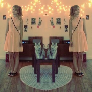 Meet your Posher, Chloe