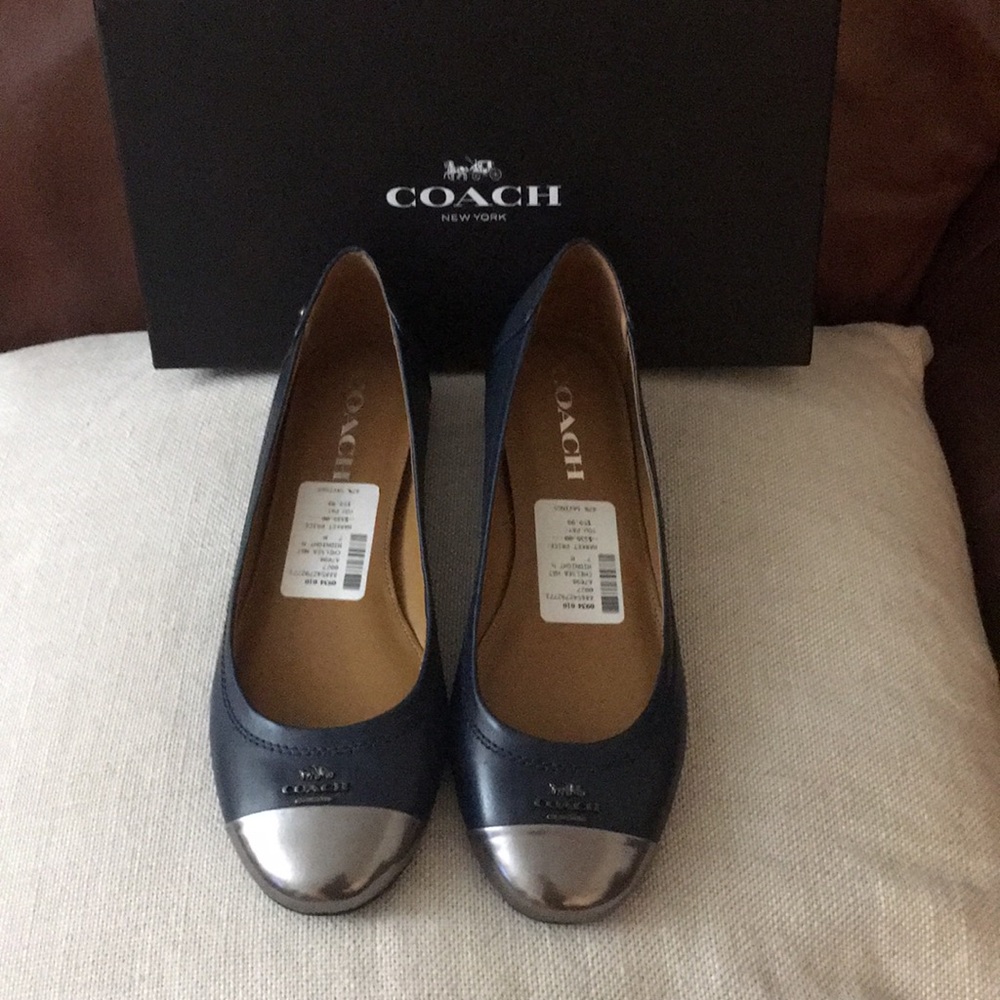💯Authentic Coach Leather Flats