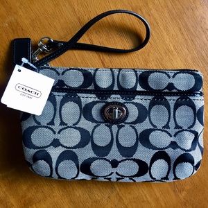 Coach Park Signature Medium Wristlet