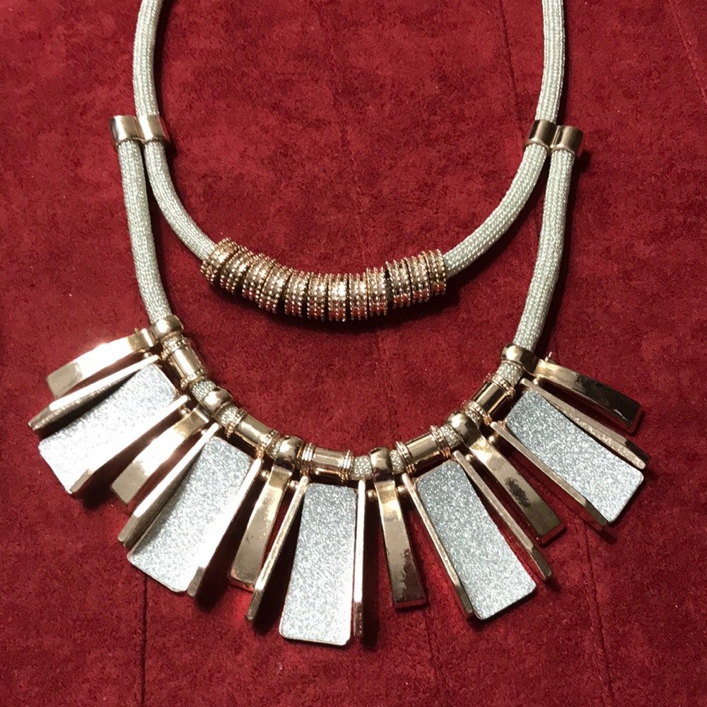 Glitter statement necklace
