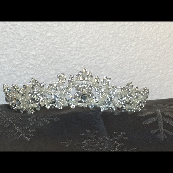 Pearl & Swarovski Crystal Tiara