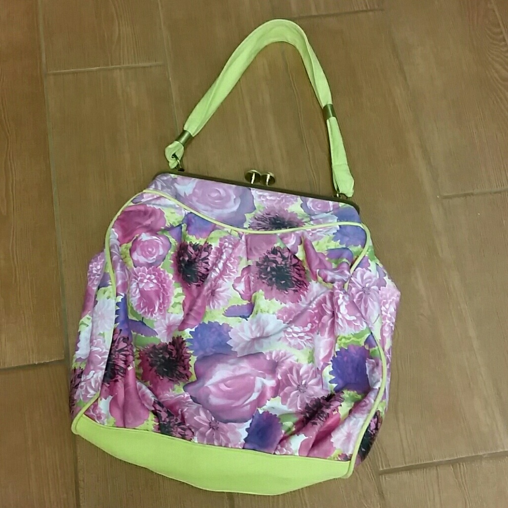 Floral Dragonfly Medium Sized Icing Bag