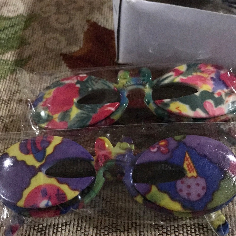 Crab sunglasses for kids ages 1-4