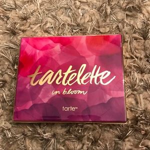 Tartelette in the bloom palatte