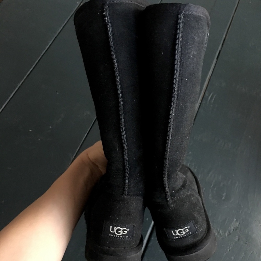 Uggs Classic Tall Boot - Black