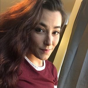 Meet your Posher, Amber