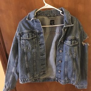Gap women’s distressed denim jacket