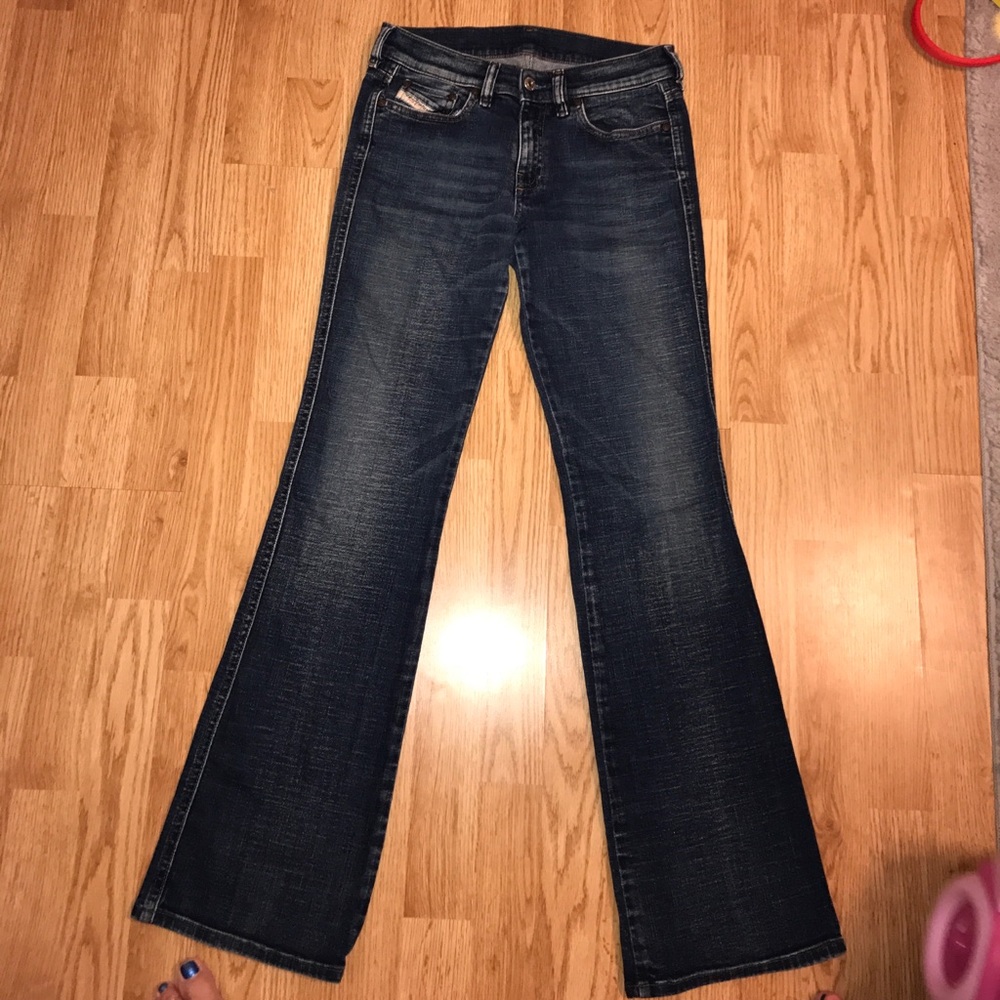 EUC Diesel size 27/32 jeans.