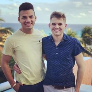 Meet your Posher, Donte