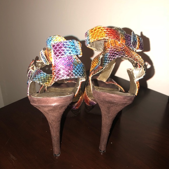 BCBG Multicolor heels - Picture 3 of 3