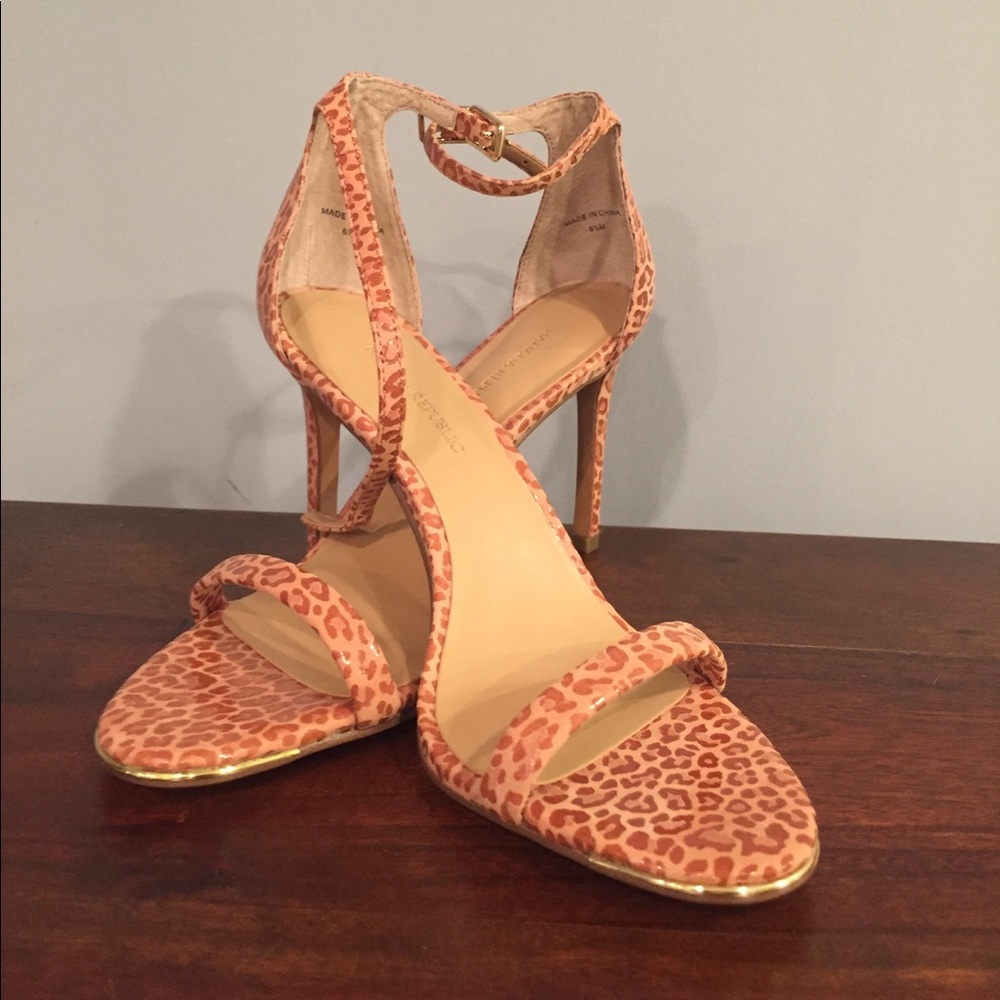 Banana Republic Ankle Strap Leopard Print Heels